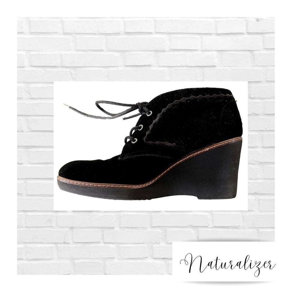 Naturalizer 9.5 M Kaitlyn Wedge Heel Booties Black Suede Leather Oxford Classic